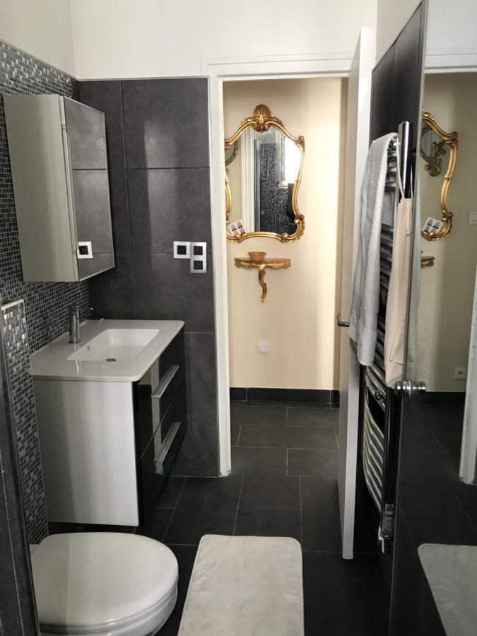 Superbe Appartement Proche De La Butte Montmartre Parigi Esterno foto
